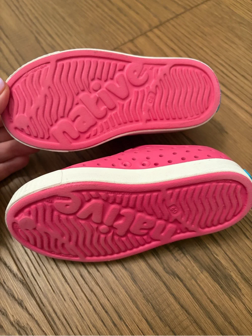 Native Kids Jefferson Slip-On Water Shoes in Hot Pink| size c9